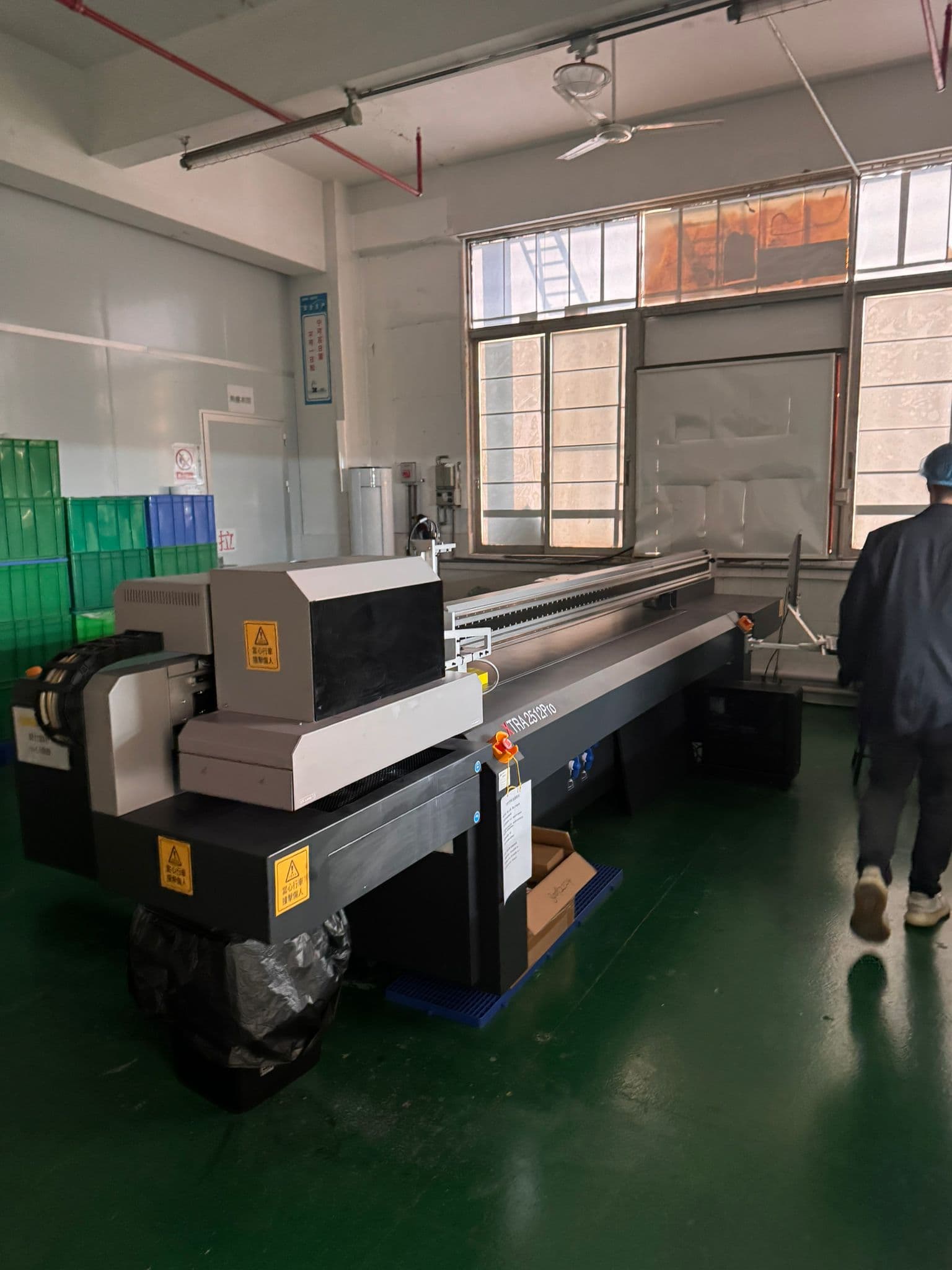 TRA 工業級 UV 平板印表機