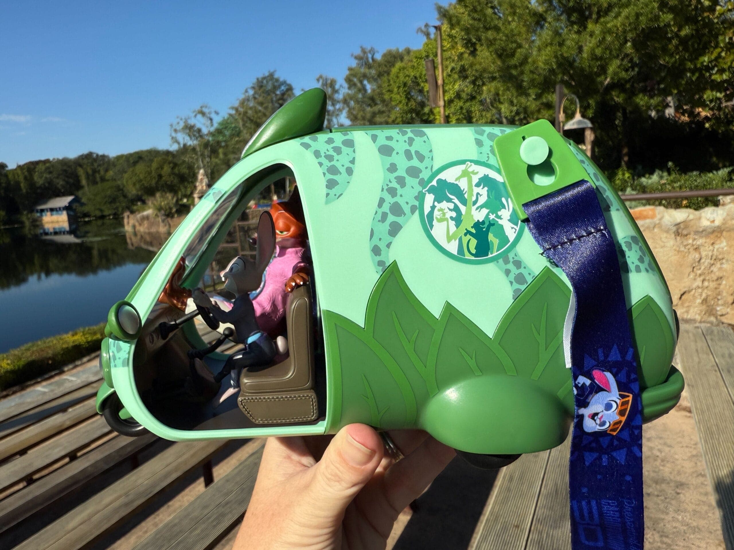 Disney 優獸大都會2 藍色貨車容器